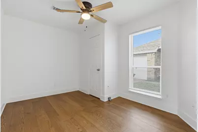 6327 Southwood Court N, Houston, TX 77035 - Photo 10