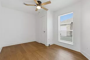 6327 Southwood Ct N, Houston, TX 77035 - Photo 10