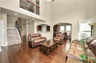 6619 Brady Springs Ln, Sugar Land, TX 77479 - Photo 4