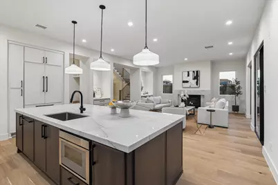107 E 24th Street, Houston, TX 77008 - Photo 10
