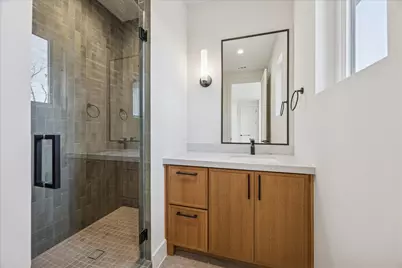 107 E 24th Street, Houston, TX 77008 - Photo 28