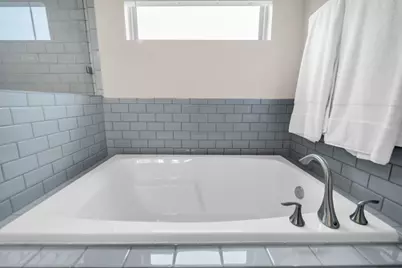 5849 E Post Oak Lane, Houston, TX 77055 - Photo 26