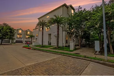 5849 E Post Oak Lane, Houston, TX 77055 - Photo 1