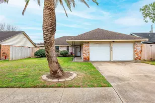 4908 Holly Park Dr, Pasadena, TX 77505 - Photo 1