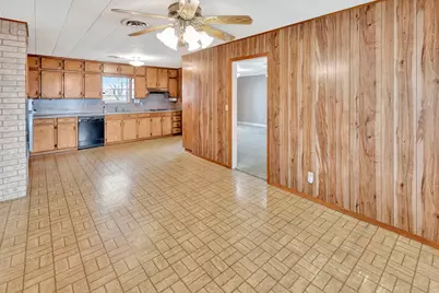 1840 Loop 522, Ganado, TX 77962 - Photo 12