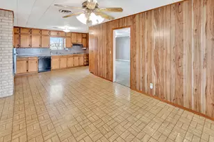 1840 Loop 522, Ganado, TX 77962 - Photo 12