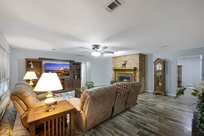 802 Sentinel Oaks, Pinehurst, TX 77362 - Photo 18