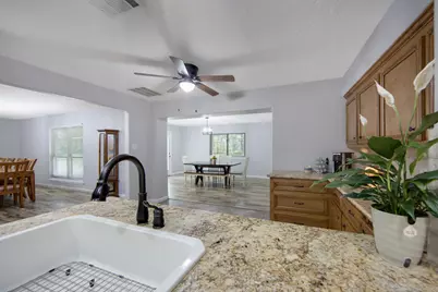 802 Sentinel Oaks, Pinehurst, TX 77362 - Photo 28