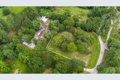 802 Sentinel Oaks, Pinehurst, TX 77362 - Photo 2