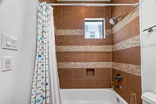 1110 Autrey St, Houston, TX 77006 - Photo 36