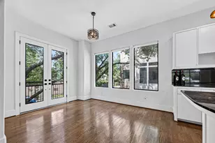1110 Autrey St, Houston, TX 77006 - Photo 16