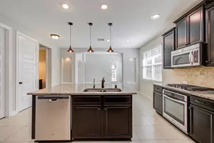 15626 Windsor Bluff Dr, Cypress, TX 77429 - Photo 14