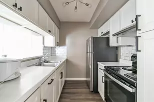 8529 Hearth Dr, Houston, TX 77054 - Photo 28