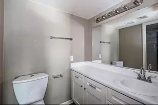 8529 Hearth Dr, Houston, TX 77054 - Photo 16