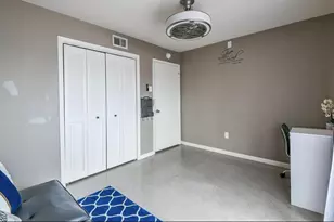 8529 Hearth Dr, Houston, TX 77054 - Photo 18