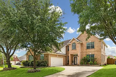 13703 Hudson Court, Sugar Land, TX 77498 - Photo 2