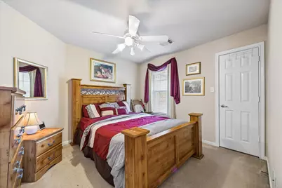 13703 Hudson Court, Sugar Land, TX 77498 - Photo 16
