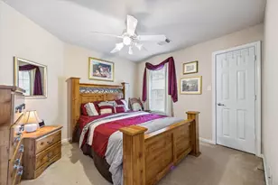 13703 Hudson Ct, Sugar Land, TX 77498 - Photo 16