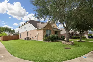13703 Hudson Ct, Sugar Land, TX 77498 - Photo 1