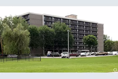 524 W 53rd St, Anderson, IN 46013 - Photo 1