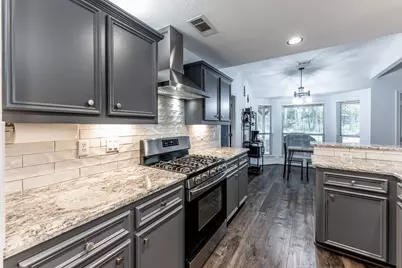 1977 Greentree Drive, Huntsville, TX 77340 - Photo 14