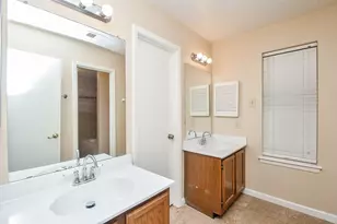 15919 Val Verde Dr, Houston, TX 77083 - Photo 20