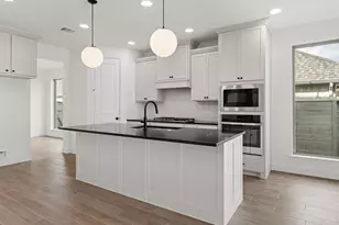 6706 Hillside View Ln, League City, TX 77573 - Photo 4