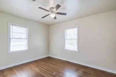 2206 15th Avenue N, Texas City, TX 77590 - Photo 14