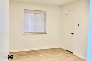 8906 Mattison Dr, Houston, TX 77088 - Photo 8