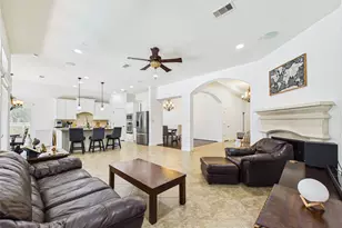 3392 Melony Hill Ln, Pearland, TX 77584 - Photo 16