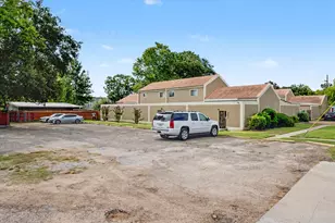 800 N San Jacinto, Conroe, TX 77301 - Photo 46
