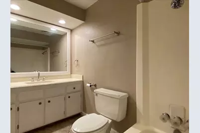 800 N San Jacinto #201, Conroe, TX 77301 - Photo 10