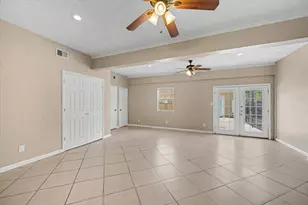 800 N San Jacinto, Conroe, TX 77301 - Photo 20