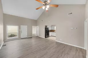 800 N San Jacinto, Conroe, TX 77301 - Photo 14