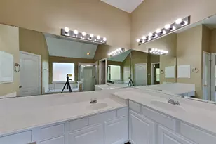 26004 Castle Meadow Ln, Kingwood, TX 77339 - Photo 12
