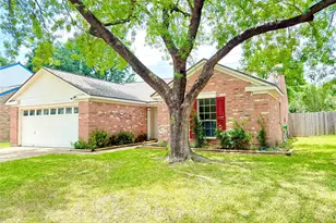 9631 Secretariat Dr, Houston, TX 77065 - Photo 2