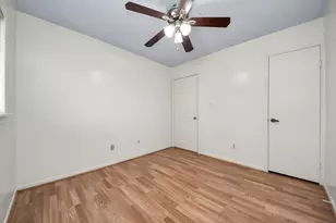 15614 Barbarossa Dr, Houston, TX 77083 - Photo 20