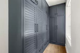 811 Creek Wood Way, Houston, TX 77024 - Photo 36