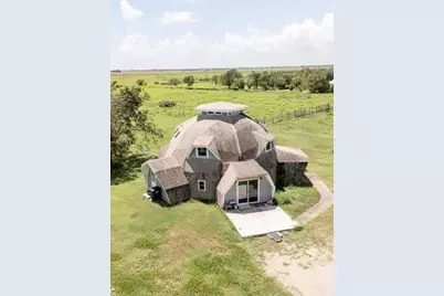 503 Rabbit Run Rd, Victoria, TX 77905 - Photo 2