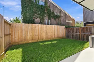 5339 Larkin St, Houston, TX 77007 - Photo 4