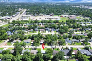 5738 Kenilwood Dr, Houston, TX 77033 - Photo 8