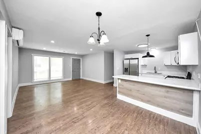 5738 Kenilwood Drive, Houston, TX 77033 - Photo 18