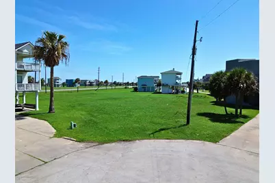 18610 W De Vaca Lane, Galveston, TX 77554 - Photo 8