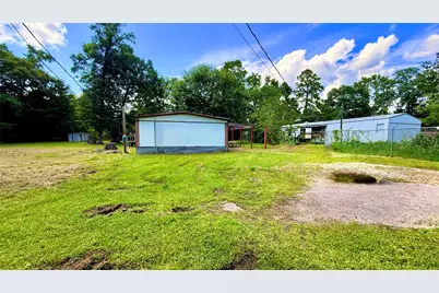 833 Beach Airport Road, Conroe, TX 77301 - Photo 14