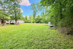 833 Beach Airport Rd, Conroe, TX 77301 - Photo 8
