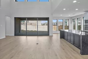 12214 Grassy Bnd Dr, Baytown, TX 77523 - Photo 4