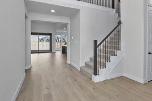 12214 Grassy Bnd Dr, Baytown, TX 77523 - Photo 8