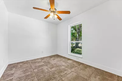 10111 Limewood Lane, Sugar Land, TX 77498 - Photo 12