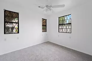 304 Sunrise Dr, Livingston, TX 77351 - Photo 14
