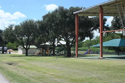 111 6th Street, Rosenberg, TX 77471 - Photo 18